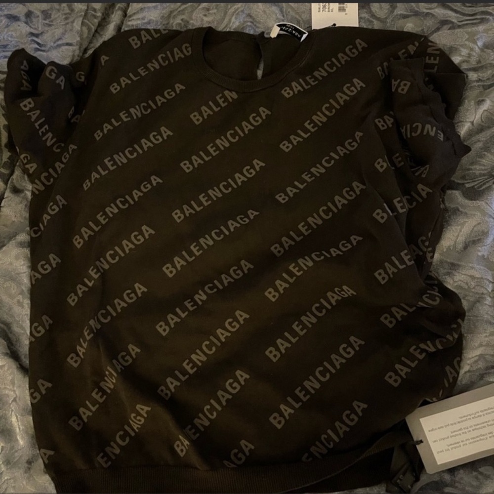 Logo Puff-Print Crop Sweater.